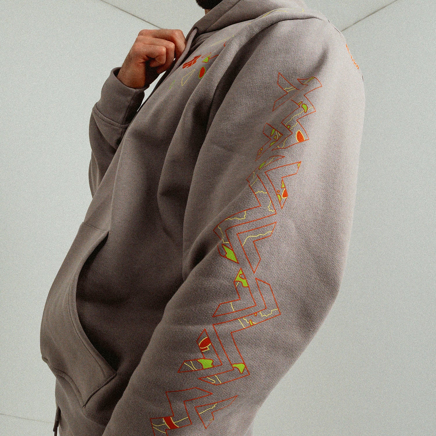 Defqon.1 Waver Boxy Hoodie - Image 5